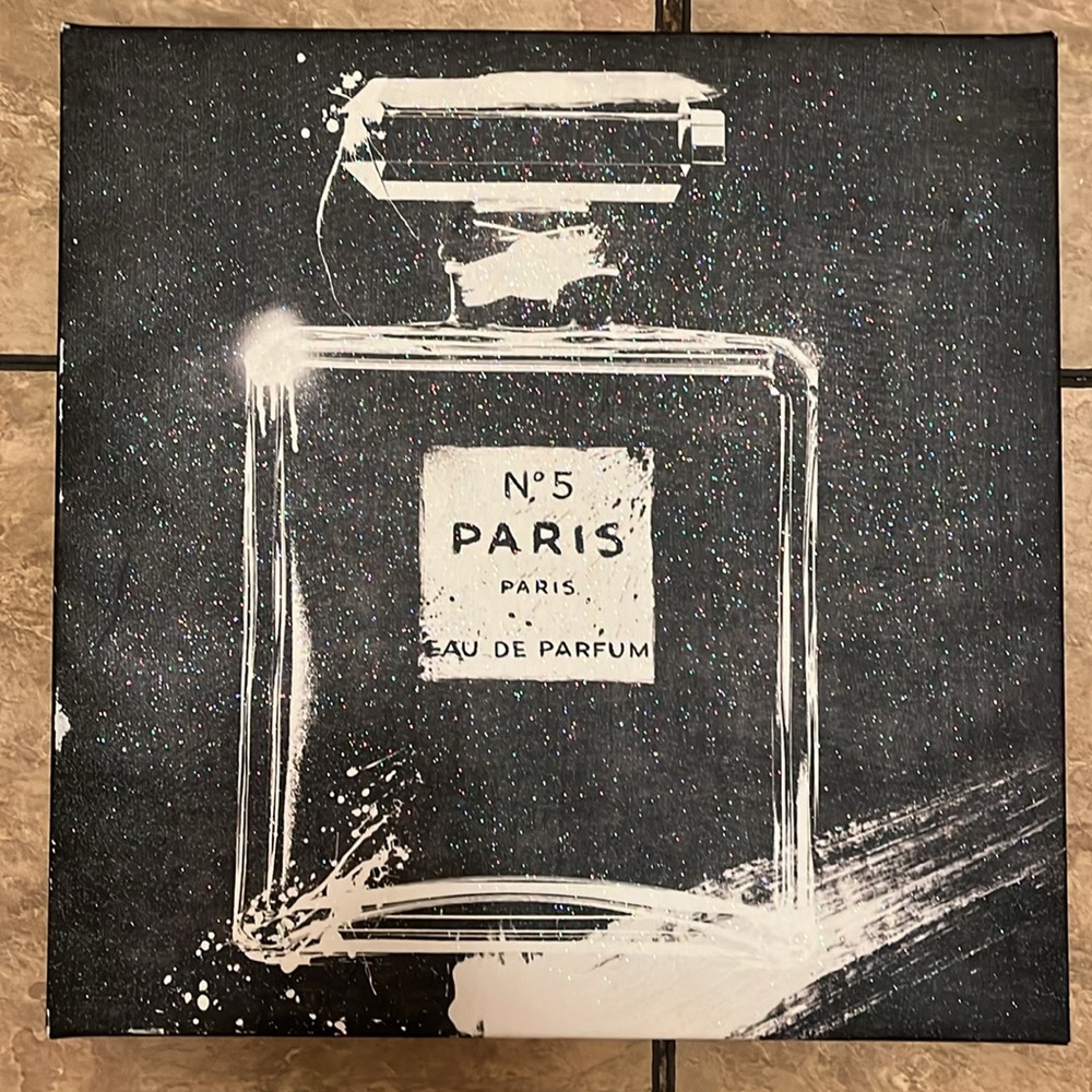 Chanel No. 5 Eau de Parfum Canvas Art - Picture 12 of 17